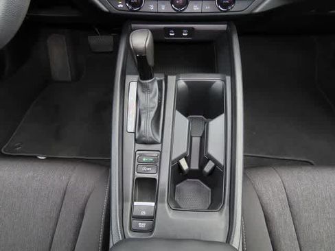 Certified 2025 Honda Accord SE image 20