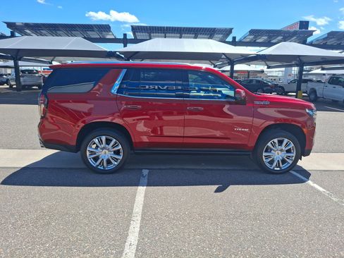 Used 2023 Chevrolet Tahoe High Country AWD/4WD image 6