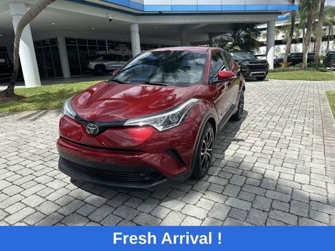 Used 2019 Toyota C-HR LE FWD image 19