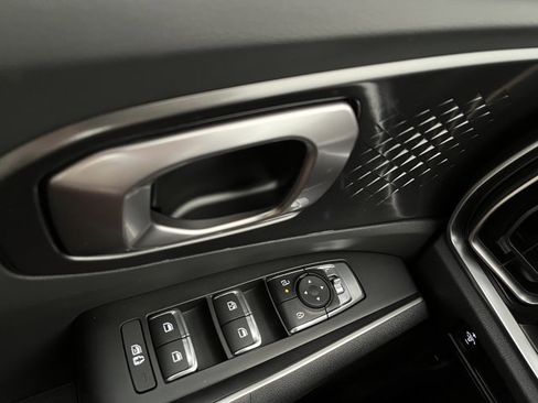New 2026 Kia Sorento S image 14