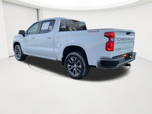 Certified 2023 Chevrolet Silverado 1500 LT image 3