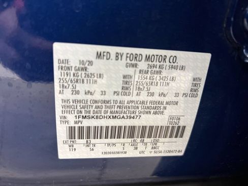 Used 2021 Ford Explorer XLT w/ Equipment Group 202A AWD/4WD image 27