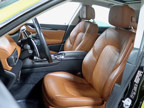 Used 2017 Maserati Levante S image 25