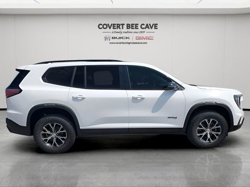 New 2026 GMC Acadia AT4 w/ Luxury Package image 11