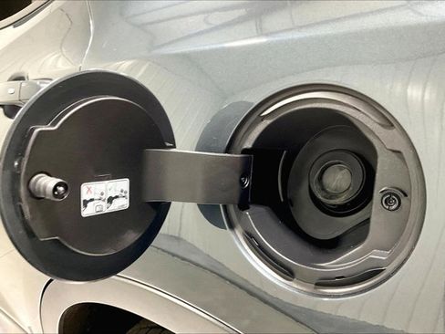 Used 2019 Chevrolet Blazer LT image 42