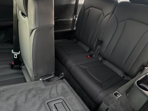 Used 2025 Audi Q7 3.0T Premium Plus w/ Premium Plus Package image 15