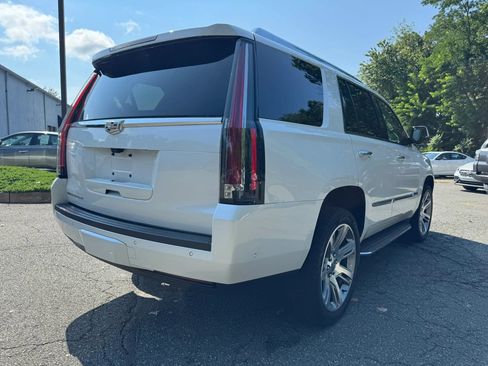 Used 2020 Cadillac Escalade Luxury AWD/4WD image 5