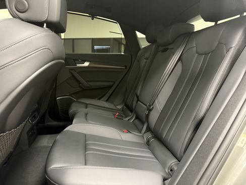 Used 2025 Audi Q5 2.0T Premium Plus AWD/4WD image 15