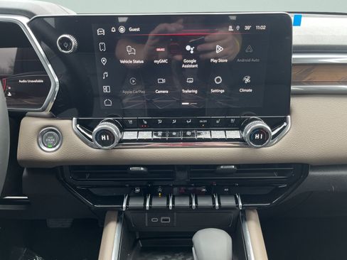 New 2026 GMC Canyon Denali w/ LPO, Denali Black Edition image 25