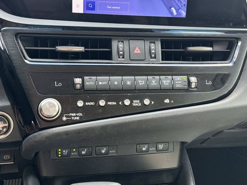 Used 2024 Lexus ES 350 w/ Premium Package FWD image 25