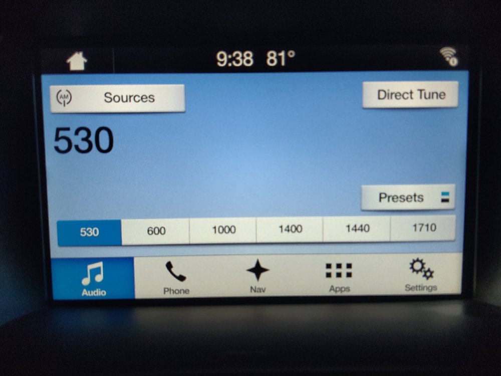 Used 2018 Ford Escape SE w/ Ford Safe & Smart Package FWD image 25