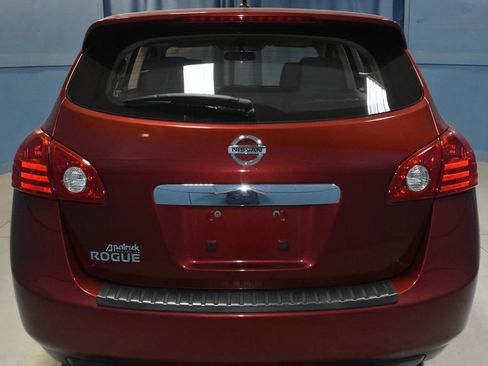 Used 2013 Nissan Rogue S image 23