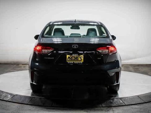Certified 2023 Toyota Corolla LE image 3
