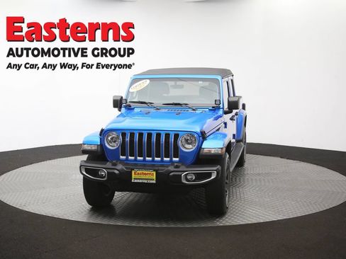 Used 2021 Jeep Gladiator Overland AWD/4WD image 33
