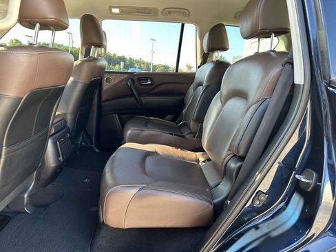 Used 2022 INFINITI QX80 Premium Select w/ All-Season Package RWD image 10