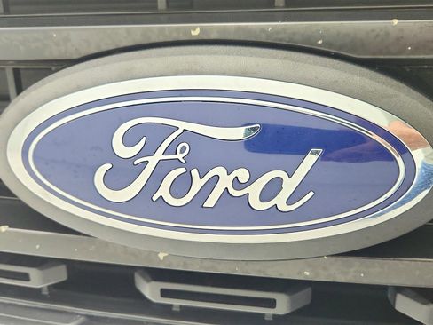 Used 2023 Ford F150 XLT image 32