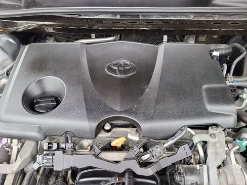 Used 2018 Toyota Camry XSE image 52