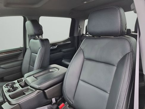 Used 2024 GMC Sierra 1500 Elevation image 30