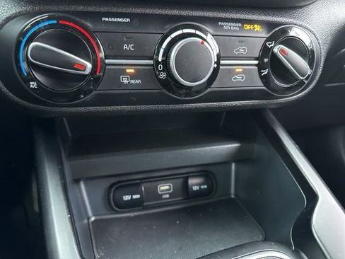 Used 2024 Kia Soul LX w/ Option Group 015 image 43