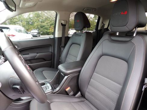 Used 2022 GMC Canyon AT4 w/ Trailering Package image 11