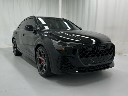 Used 2025 Audi RS Q8 performance w/ RS Design Package - Gray image 2