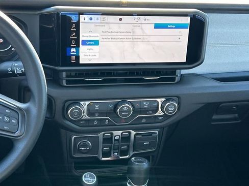 New 2026 Jeep Gladiator Sport image 15