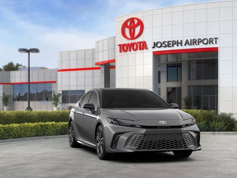New 2026 Toyota Camry XSE FWD image 32