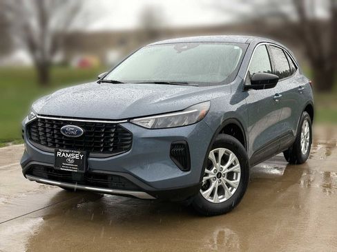 Used 2024 Ford Escape Active AWD/4WD image 1