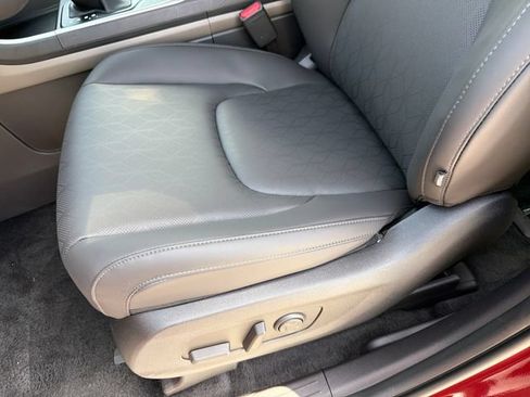 New 2026 Kia Carnival FWD image 18
