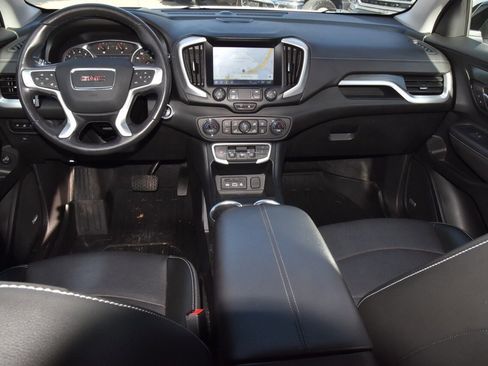Used 2022 GMC Terrain SLT w/ Infotainment Package II image 16