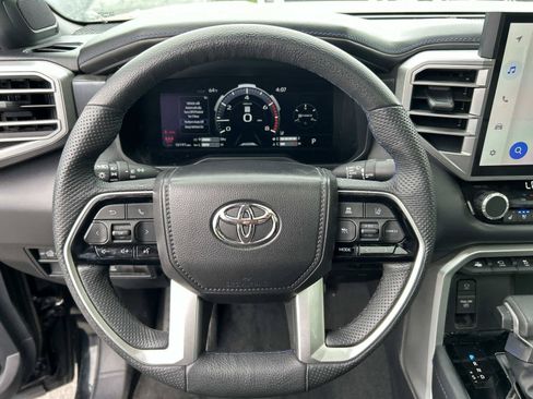Used 2025 Toyota Tundra Platinum AWD/4WD image 19