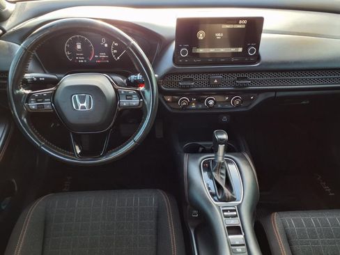 Used 2023 Honda HR-V Sport image 12