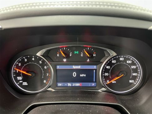 Used 2024 Chevrolet Blazer LT w/ Convenience Package image 11