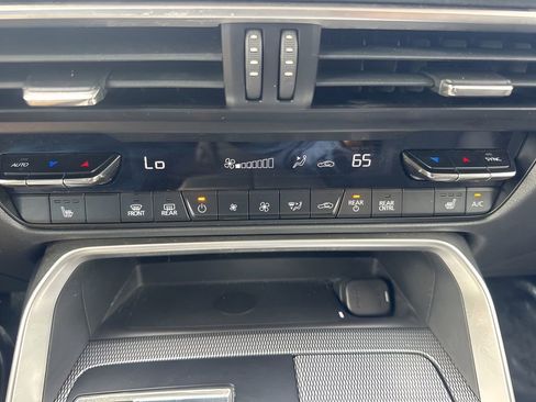 Used 2024 MAZDA CX-90 3.3 Turbo w/ Preferred Plus image 21