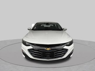 Used 2021 Chevrolet Malibu LT FWD video 3
