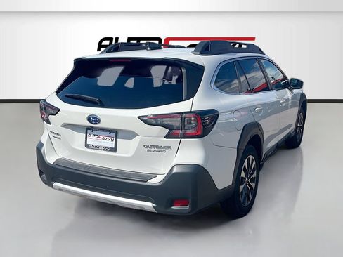 Used 2024 Subaru Outback Limited AWD/4WD image 7