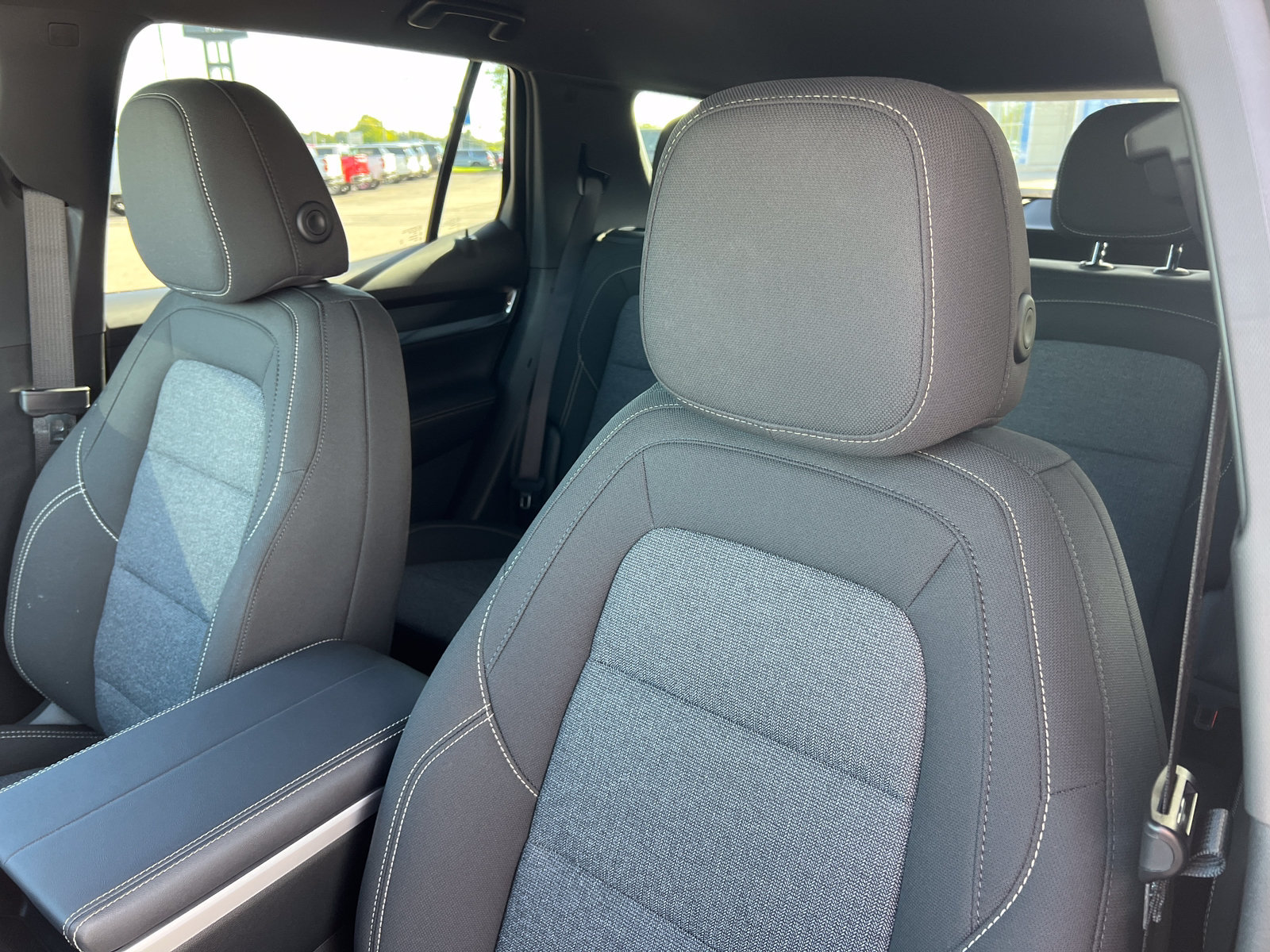 New 2027 GMC Terrain Elevation w/ LPO, Floor Liner Package AWD/4WD image 10