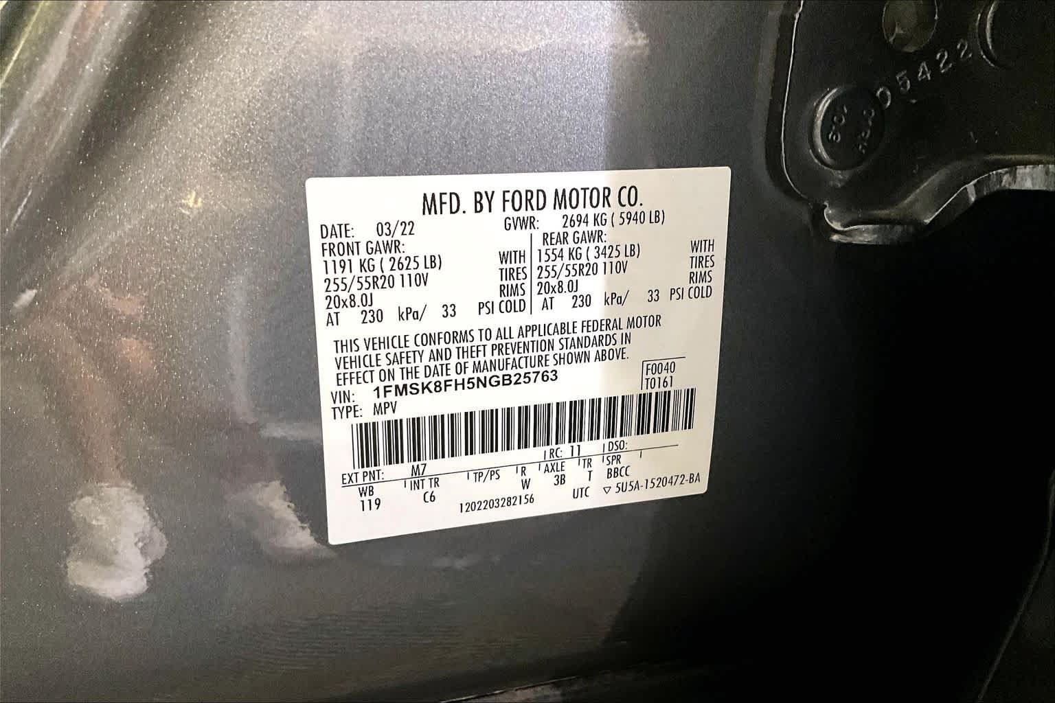 Used 2022 Ford Explorer Limited w/ Equipment Group 301A AWD/4WD image 34