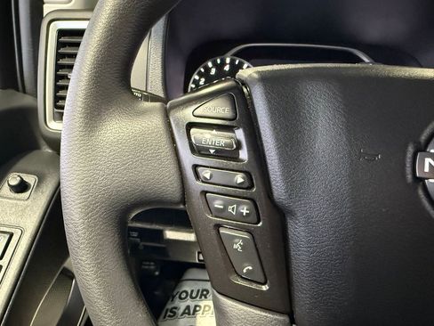 Used 2024 Nissan Frontier SV image 16