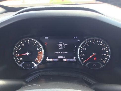 Used 2021 Jeep Renegade Latitude image 10