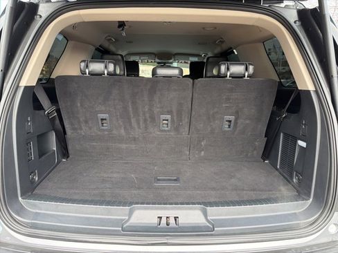 Used 2024 Ford Expedition XLT image 7