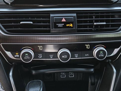 Used 2021 Honda Accord Sport image 14