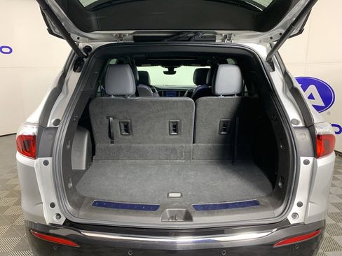 Used 2022 Buick Enclave Essence w/ Experience Buick Package image 37