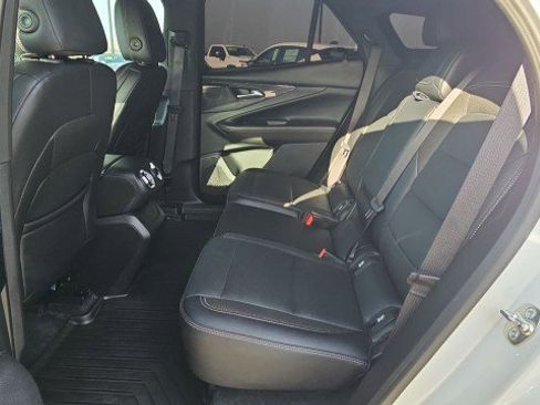 Used 2024 Chevrolet Blazer EV LT image 24