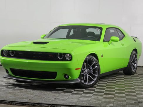 Used 2023 Dodge Challenger R/T Scat Pack RWD image 2