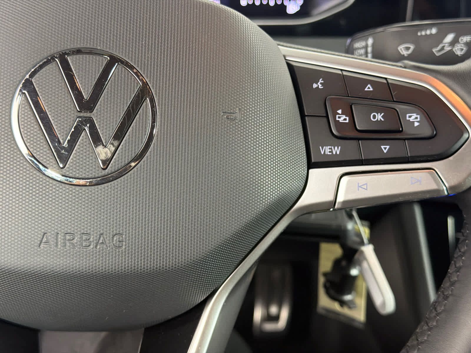 Used 2025 Volkswagen Jetta Sport FWD image 30