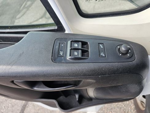 Used 2020 RAM ProMaster 3500 w/ Interior Convenience Group image 12