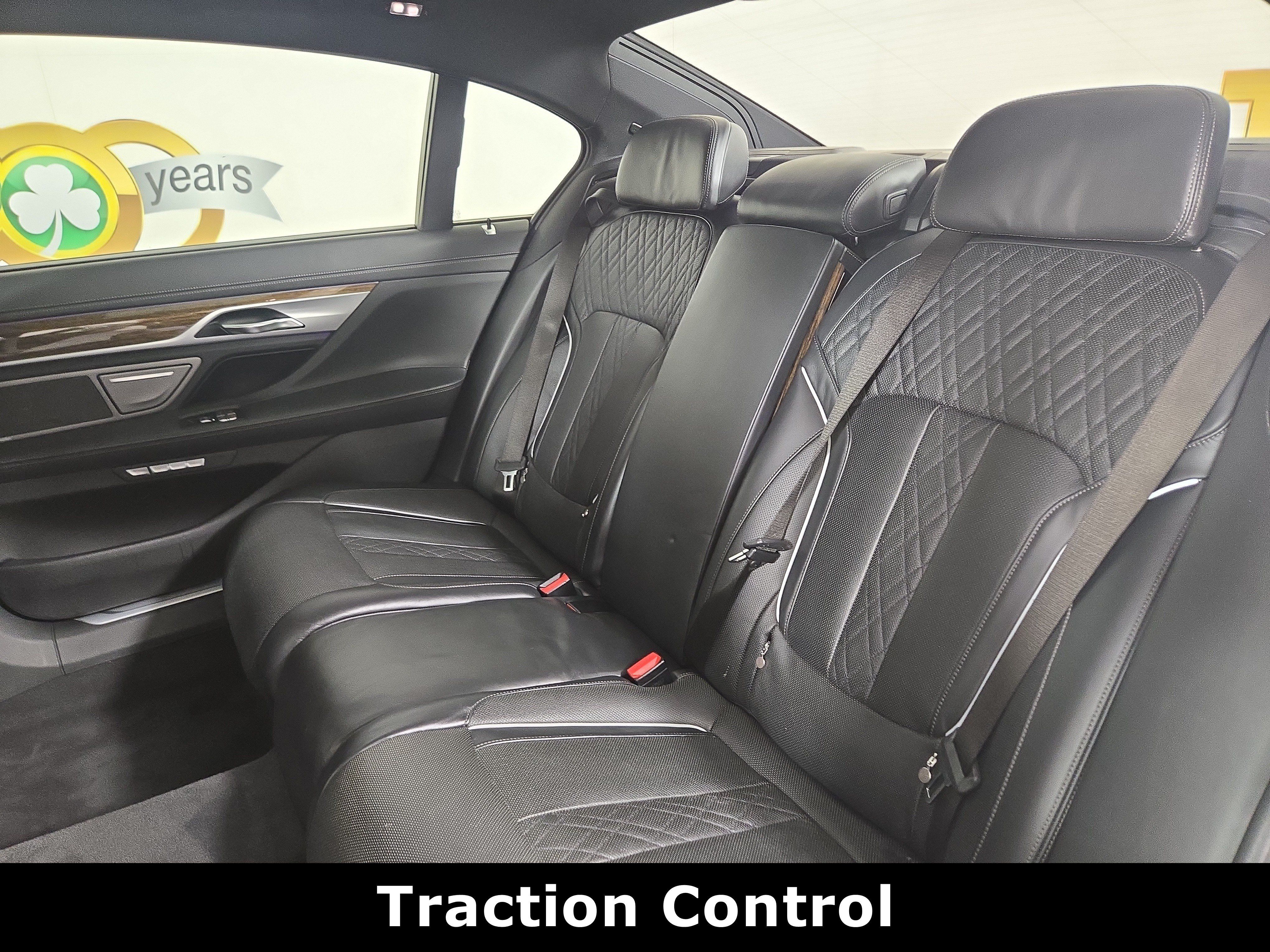 Used 2018 BMW 750i xDrive AWD/4WD image 12