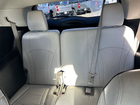 Used 2023 Buick Enclave Essence w/ Trailering Package, 5000 lbs. image 25