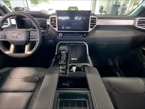 Used 2026 Toyota Tundra Limited AWD/4WD image 6